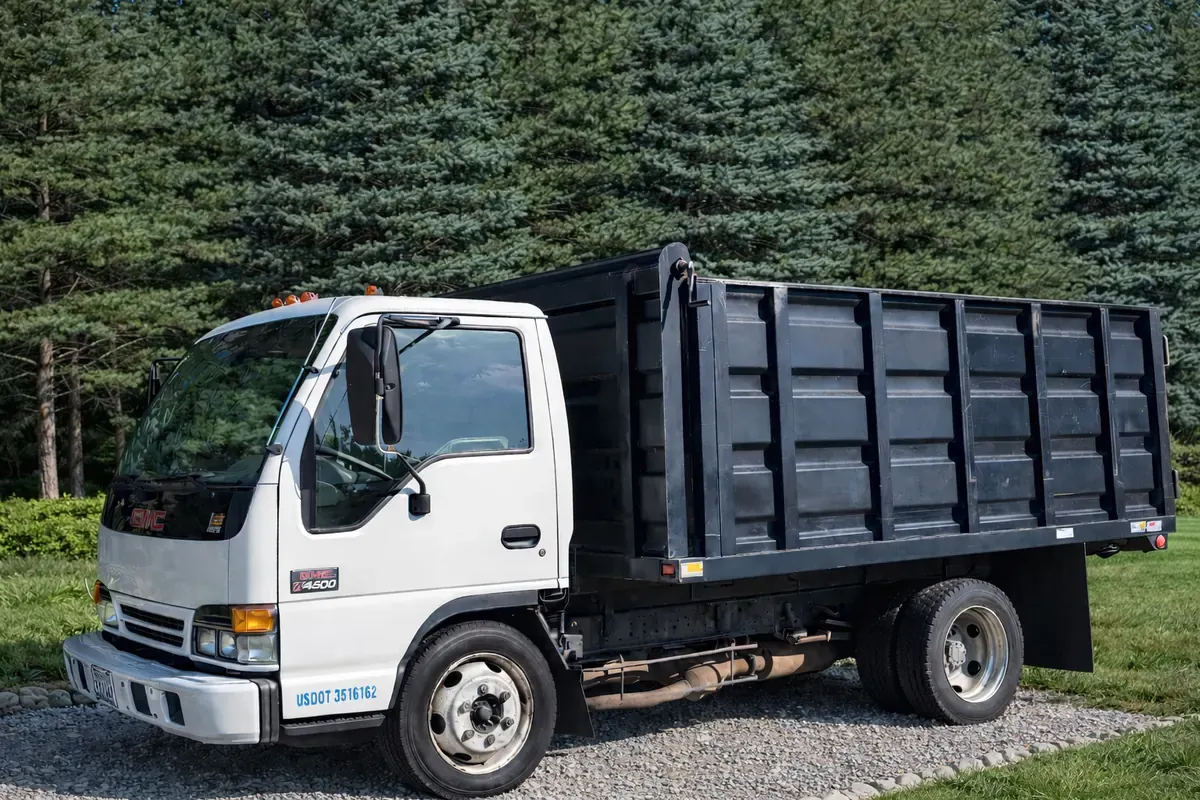 Columbia Junk Removal hauling truck